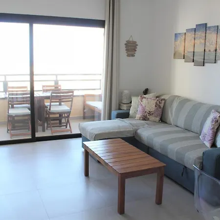 Fantastic 2 Bd Sea Views Apartment Апартаменты *