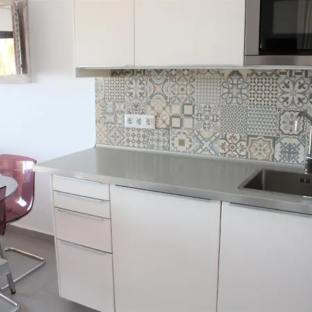 Fantastic 2 Bd Sea Views Apartment Apartment *