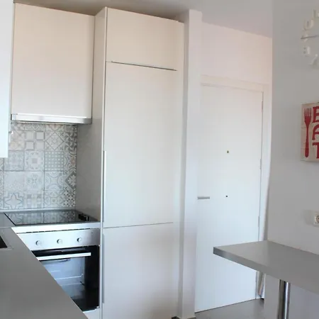 Fantastic 2 Bd Sea Views Apartment Apartment *