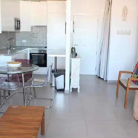 Fantastic 2 Bd Sea Views Apartment Apartment
